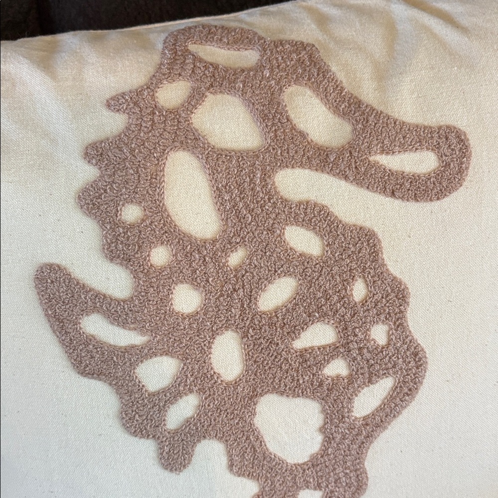 PIER 1 - Seahorse Pillow - Picture 2 of 3